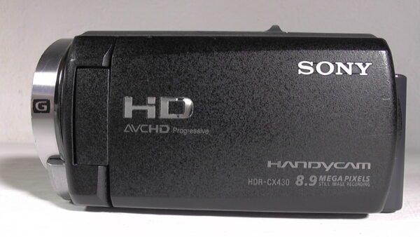 Fimadora sony hdr-cx430 e Câmera de filmagem para documentários usada: os melhores modelos seminovos - Imagem 3