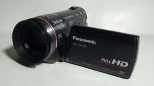 Filmadora panasonic hdc-tm700 uma potência compacta modo de fotografia que permite tirar fotos