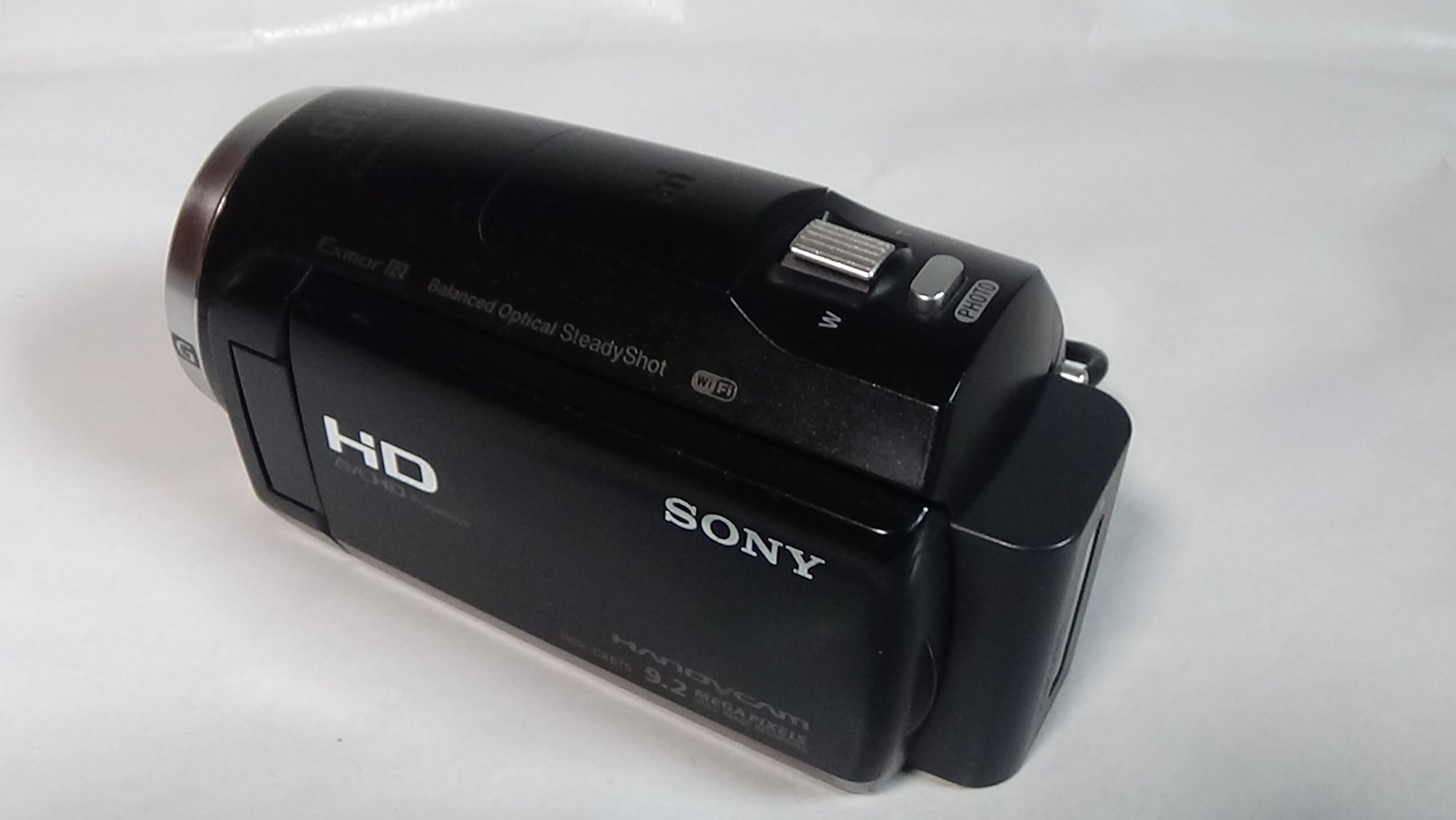 filmadora sony hdr-cx675 pequena no tamanho, grande na captura. discreta e eficiente - Imagem 9