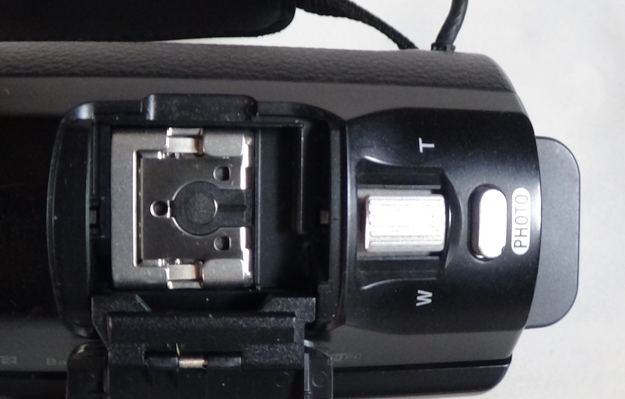 filmadora sony hdr-cx675 pequena no tamanho, grande na captura. discreta e eficiente - Imagem 10